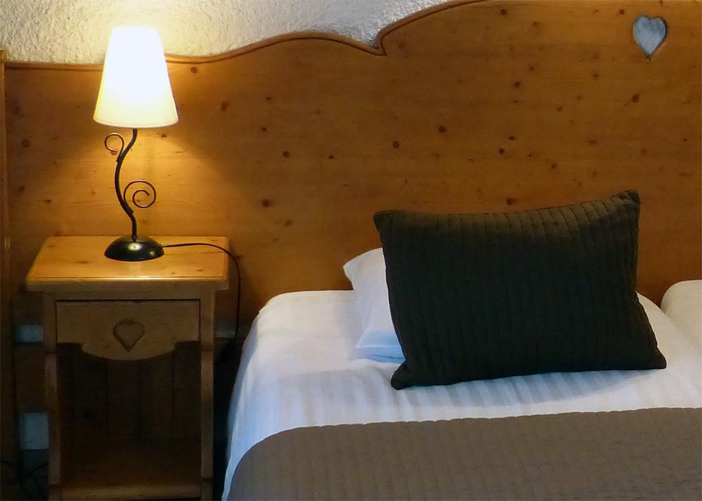 Shed Hotel Verbier Room photo