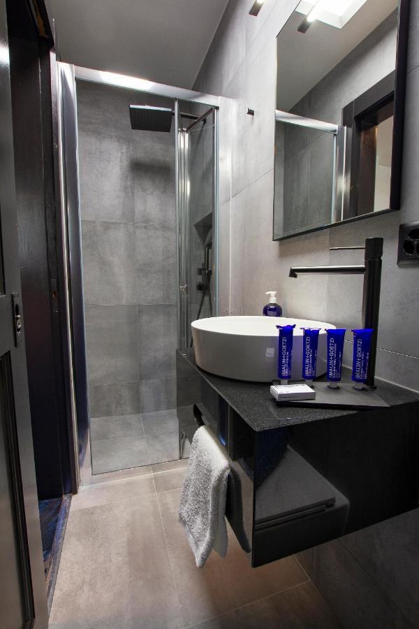 Shed Hotel Verbier Exterior photo